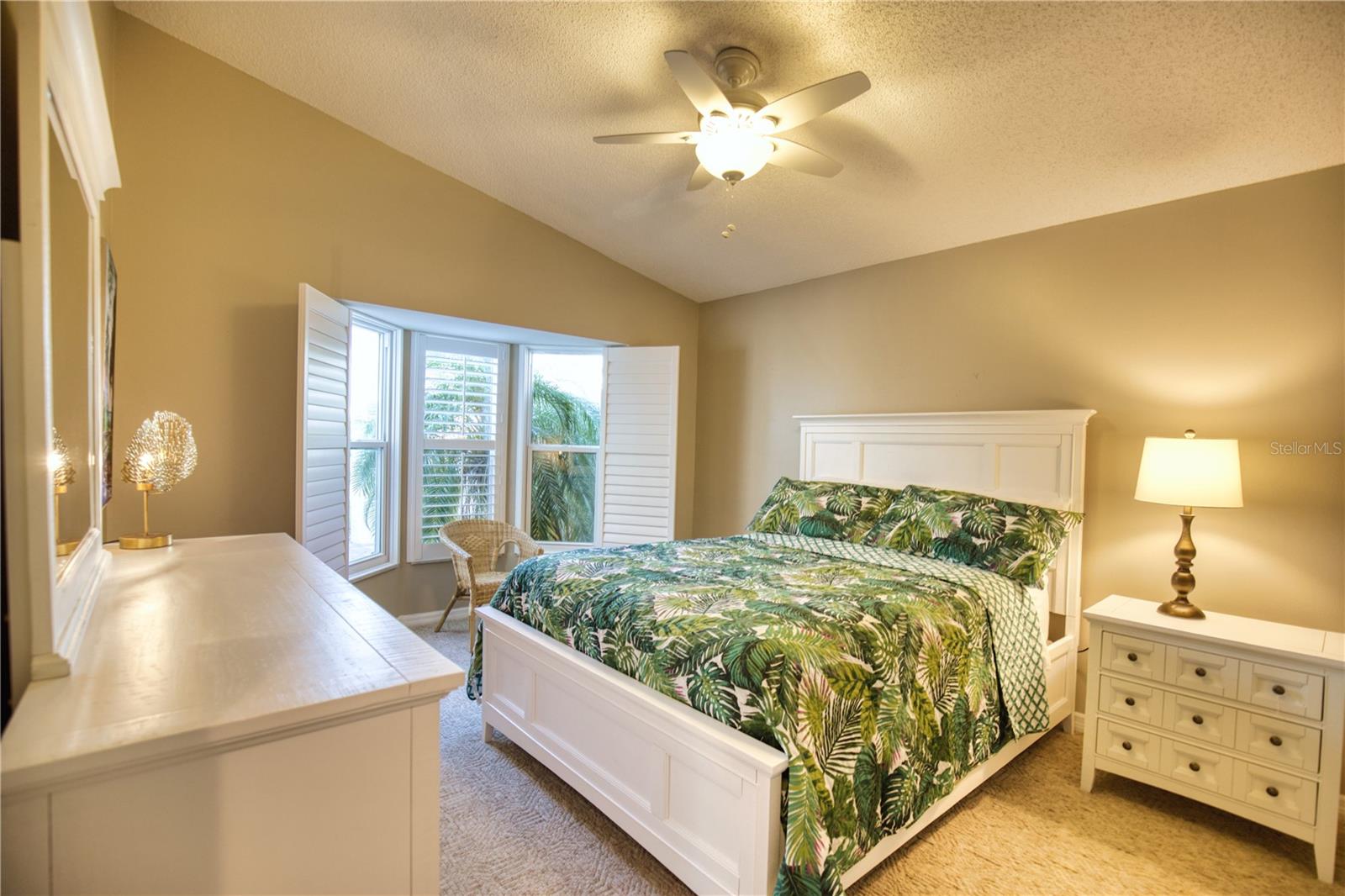 HARRINGTON LAKE - Residential Lease