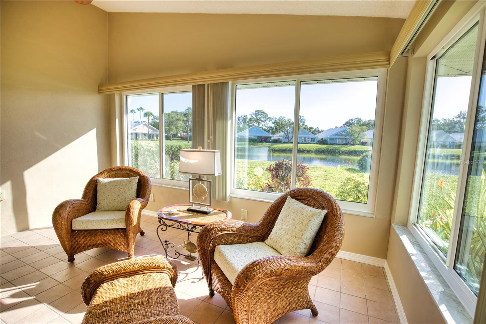 HARRINGTON LAKE - Residential Lease