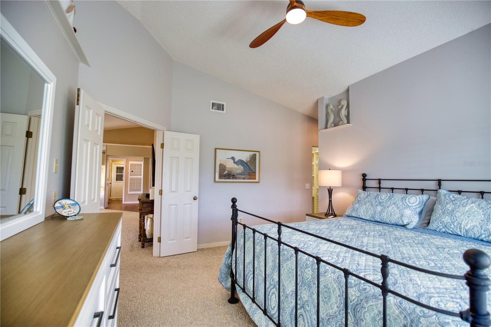 HARRINGTON LAKE - Residential Lease