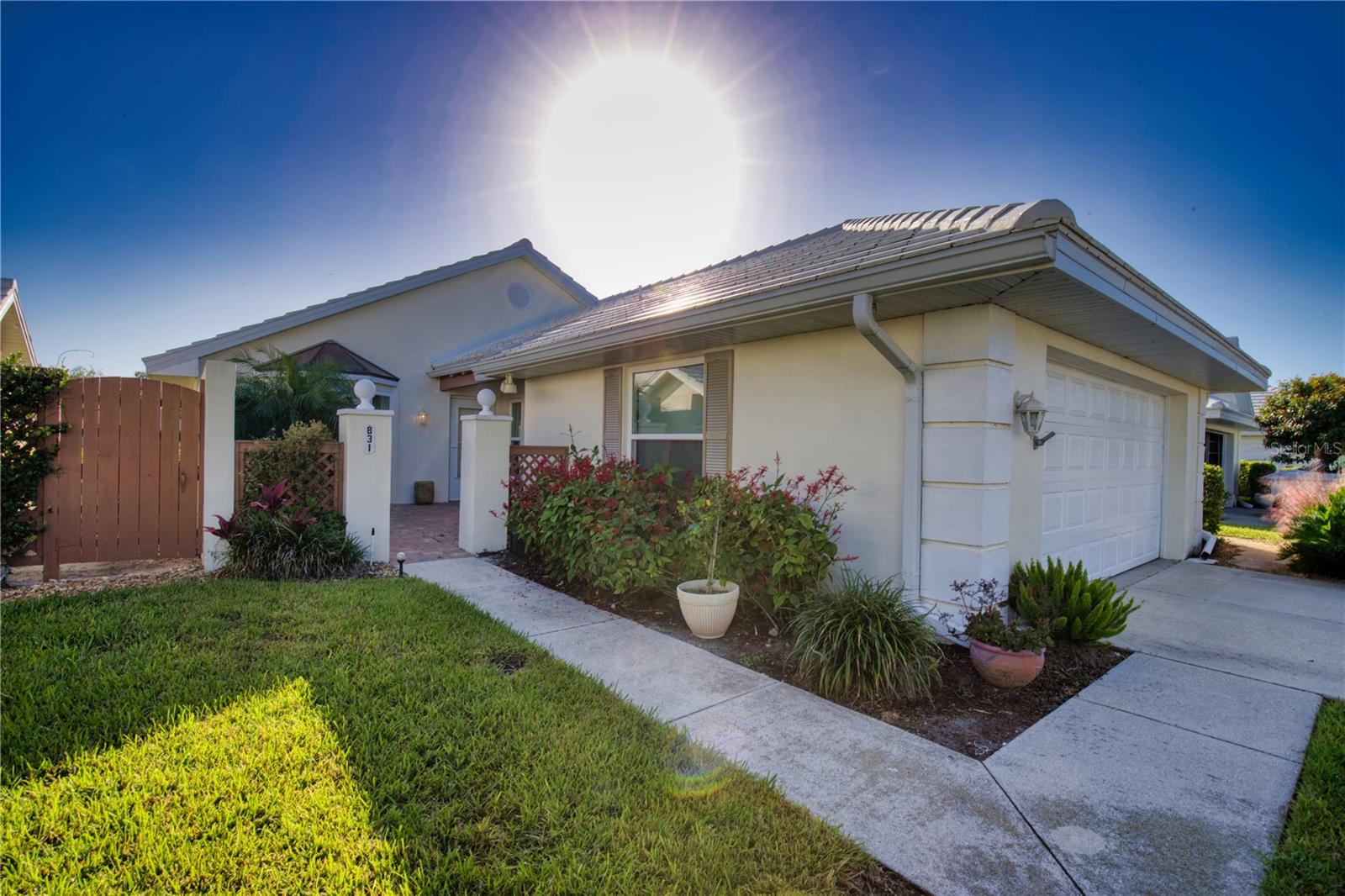 HARRINGTON LAKE - Residential Lease