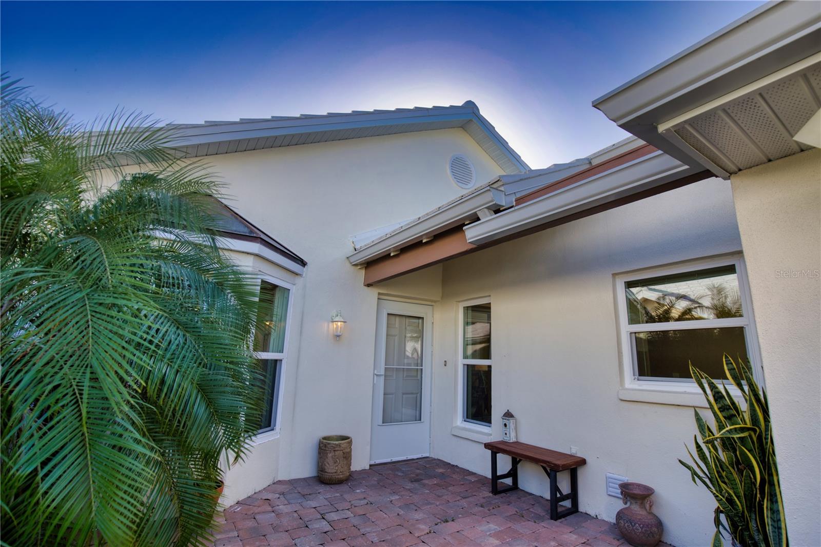 HARRINGTON LAKE - Residential Lease