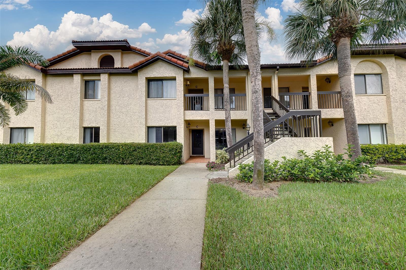 EL PASADO A CONDO - Residential