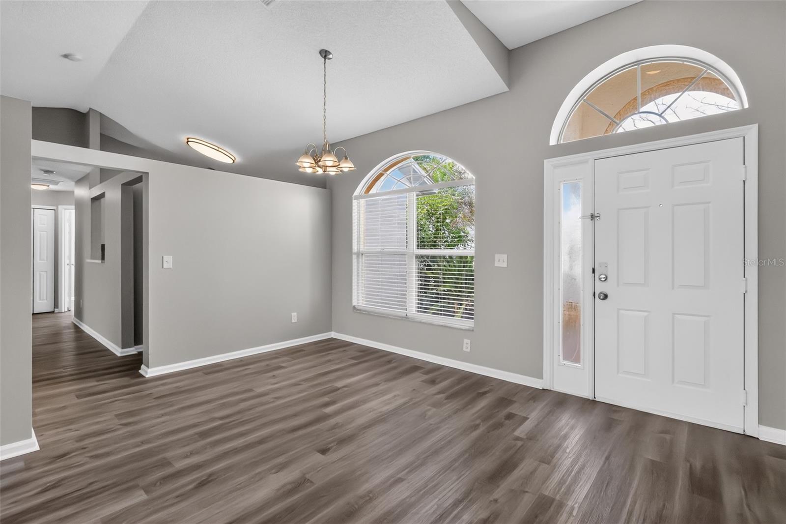 LAUREL RUN AT CRESCENT LAKES - Residential