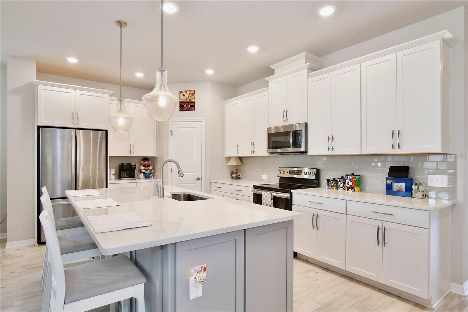 JOHNS LAKE LNDG PH 4 - Residential