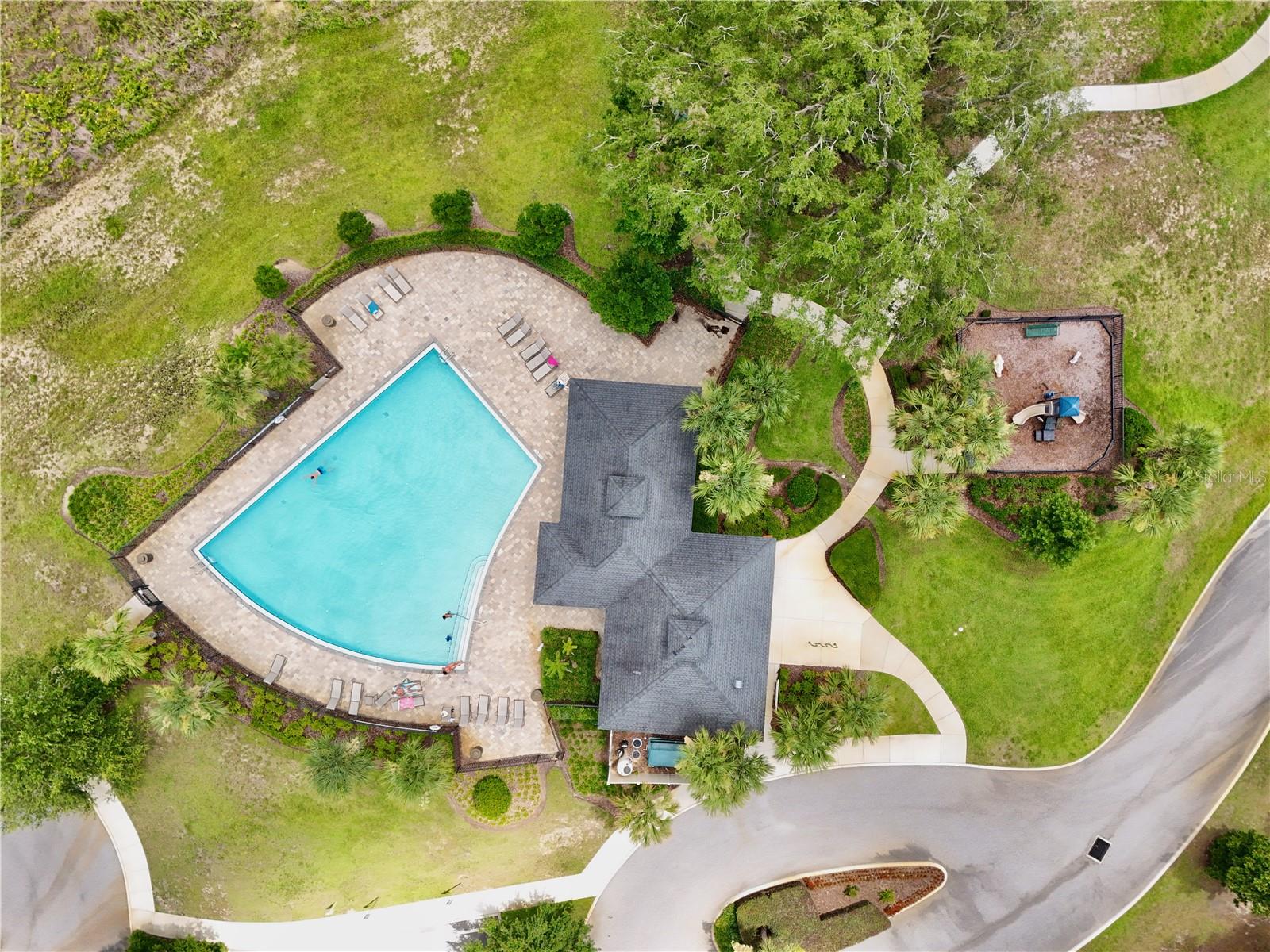 JOHNS LAKE LNDG PH 4 - Residential