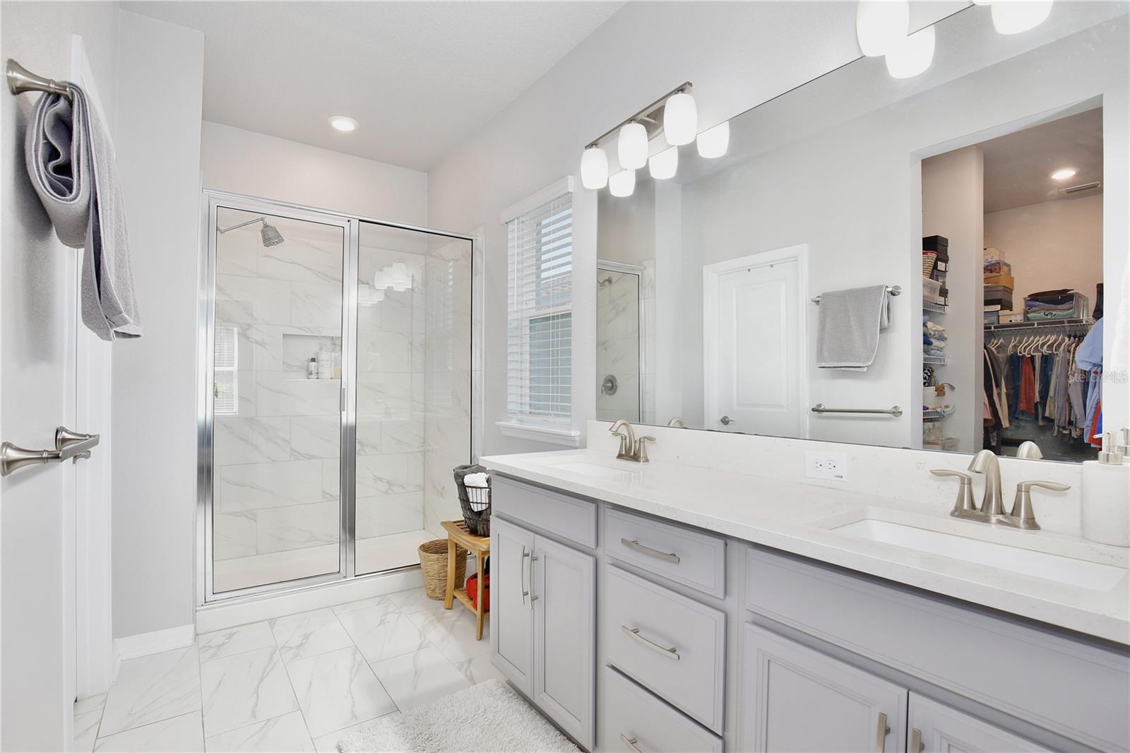 JOHNS LAKE LNDG PH 4 - Residential