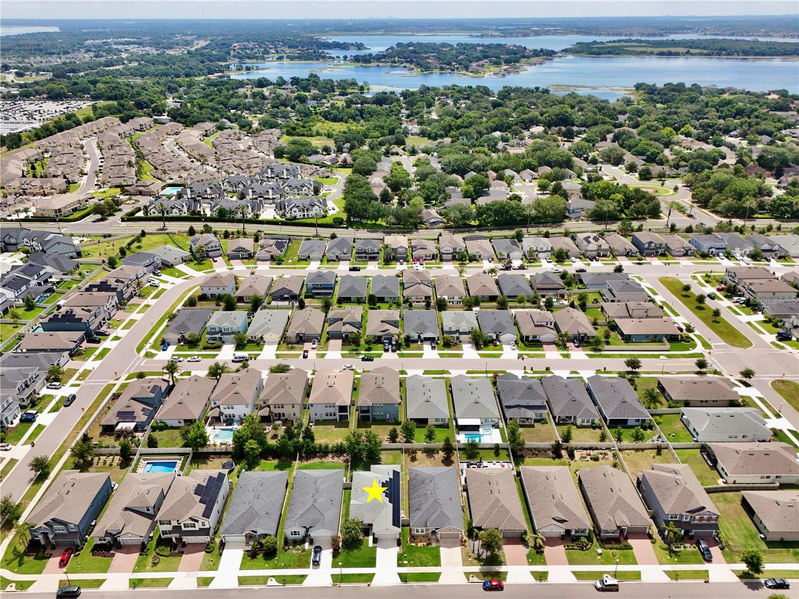 JOHNS LAKE LNDG PH 4 - Residential
