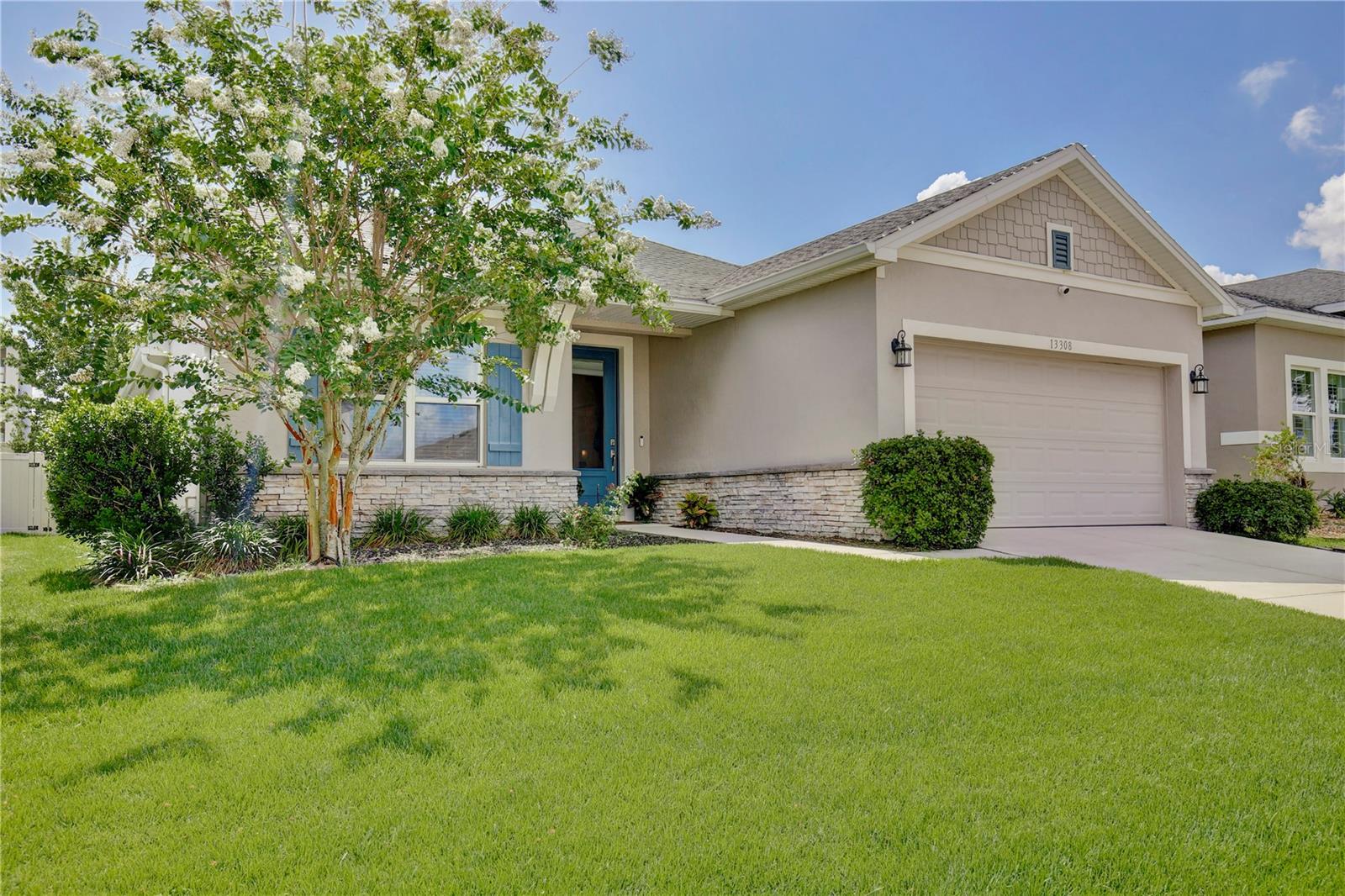 JOHNS LAKE LNDG PH 4 - Residential