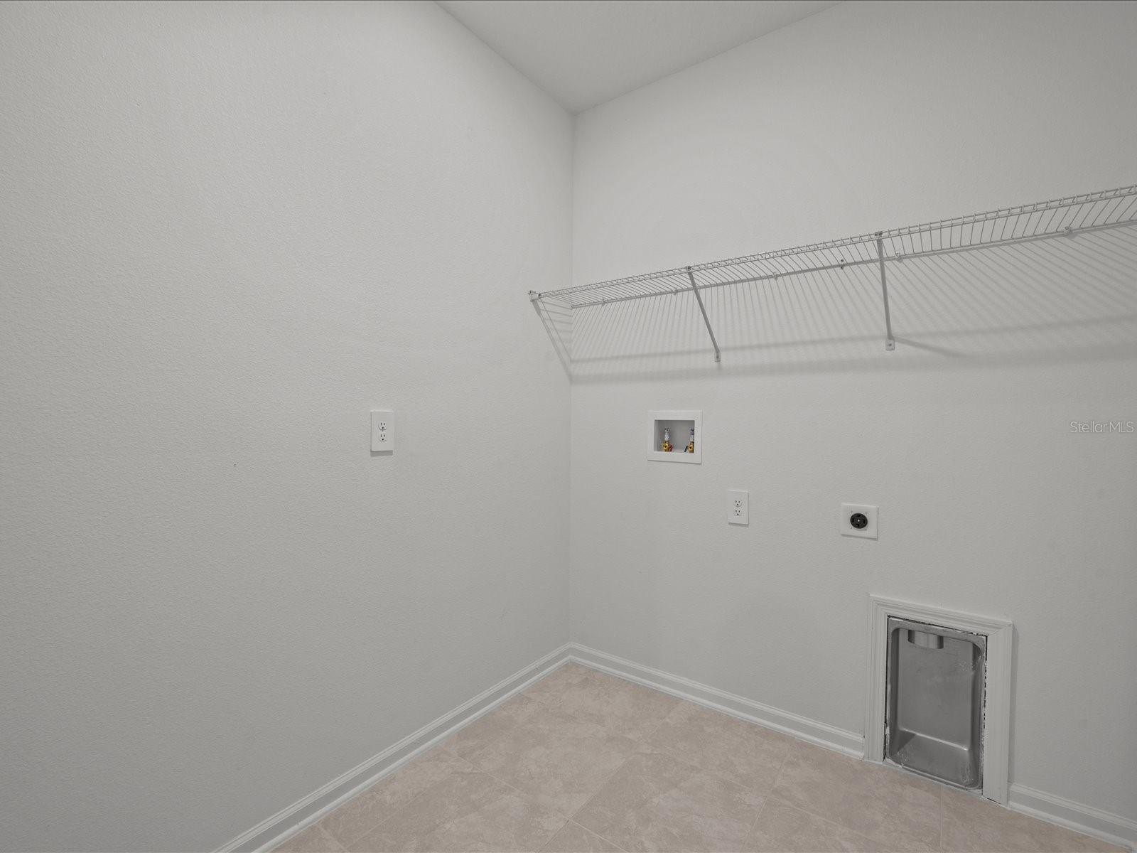 WELLNESS RDG PH 1-B - Residential Lease