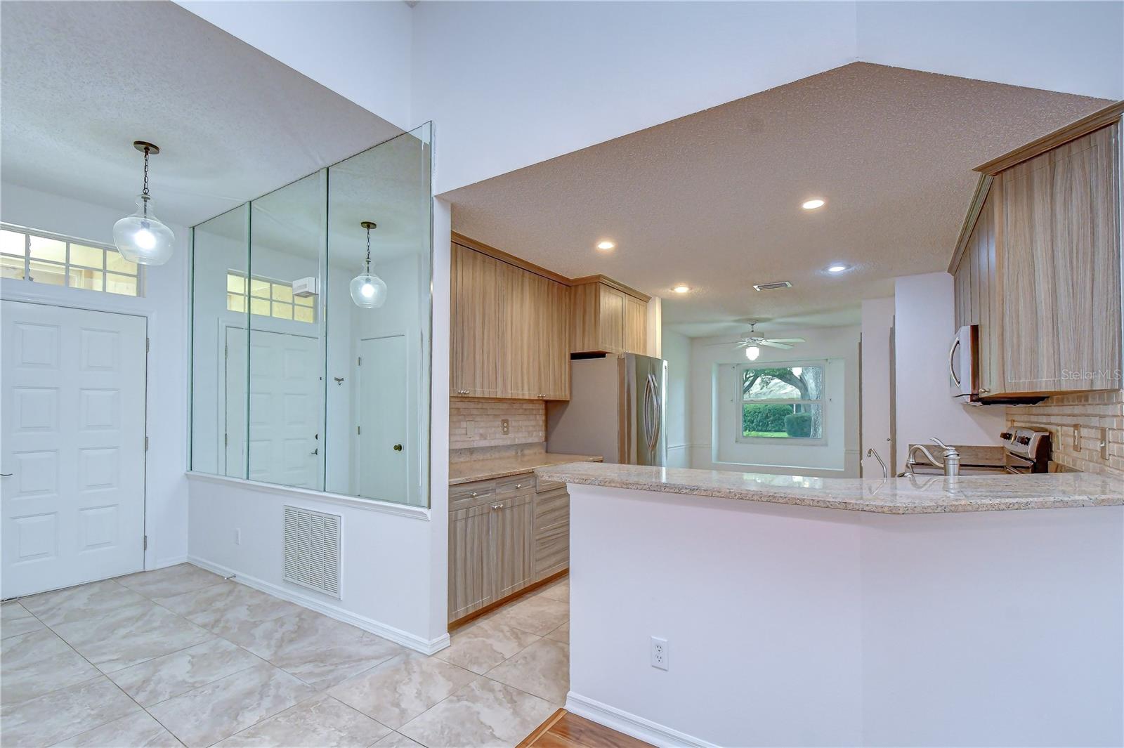 MANCHESTER IV CONDO - Residential