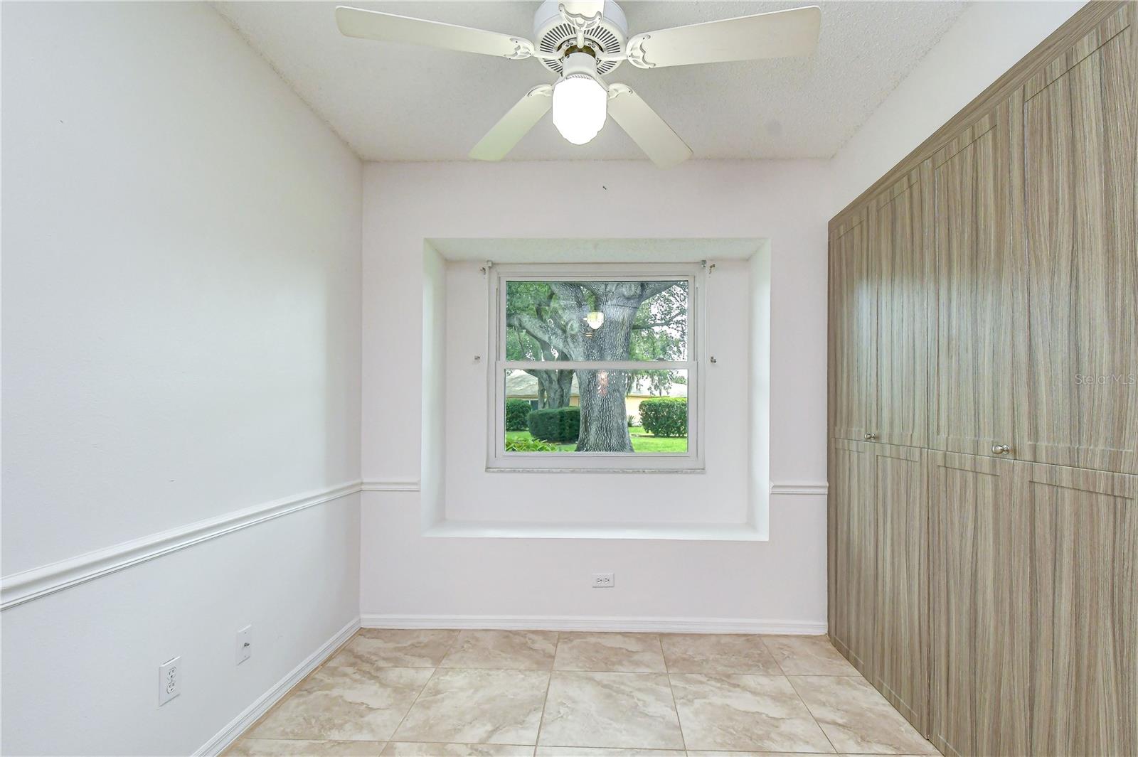 MANCHESTER IV CONDO - Residential