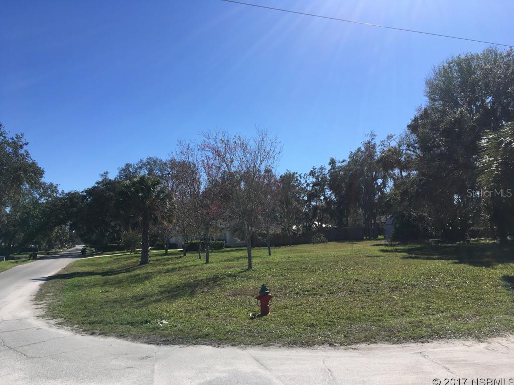 Lovely corner lot with water view.  2 buildable lots combined.  Reclaim water hookup available. ;Water: Available at Site