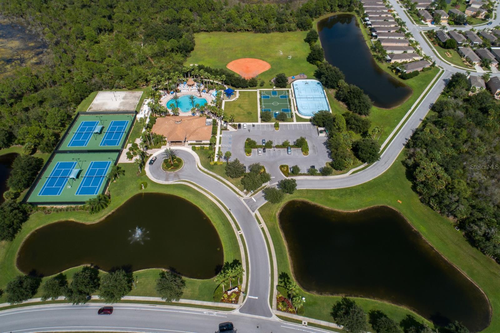STONEYBROOK AT VENICE - Residential