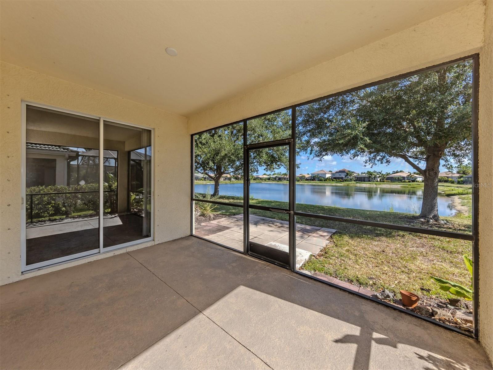 STONEYBROOK AT VENICE - Residential