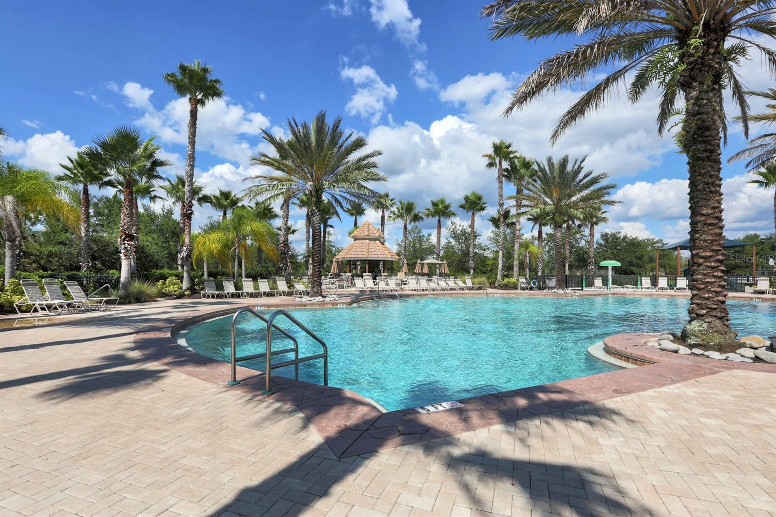 STONEYBROOK AT VENICE - Residential