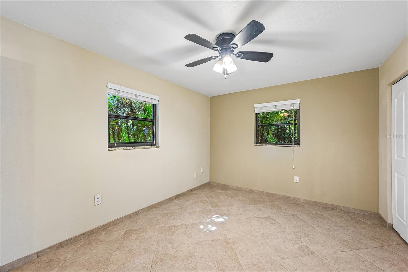 SWAAN ACRES - Residential