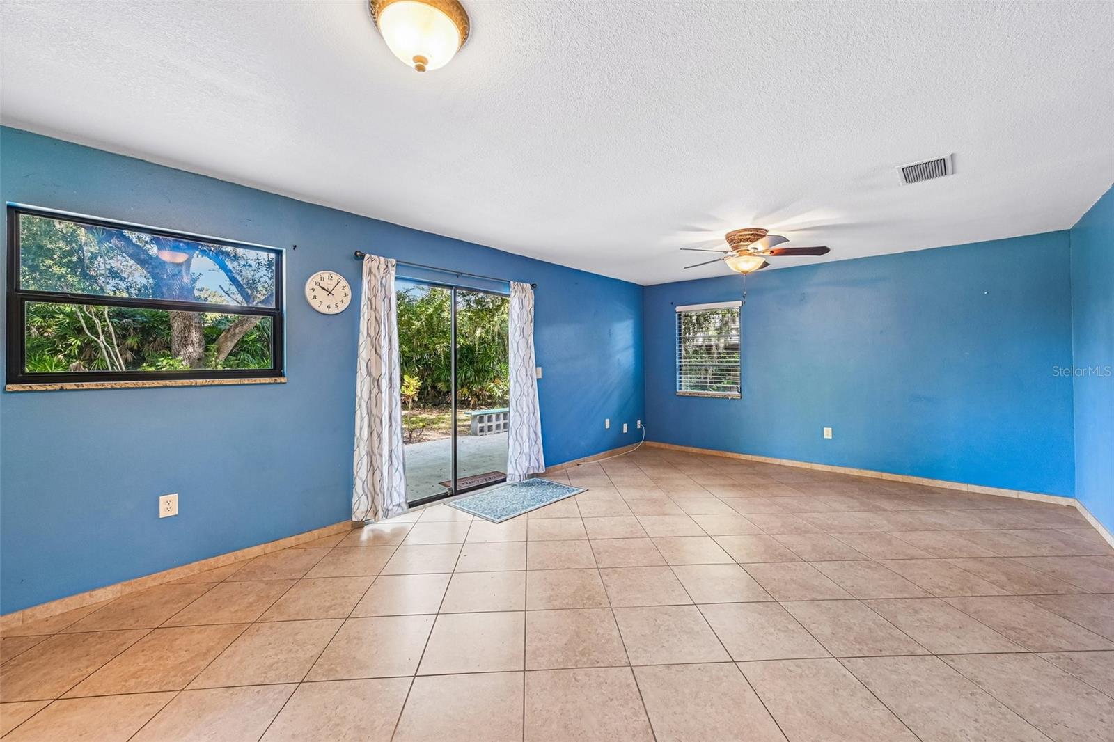 SWAAN ACRES - Residential