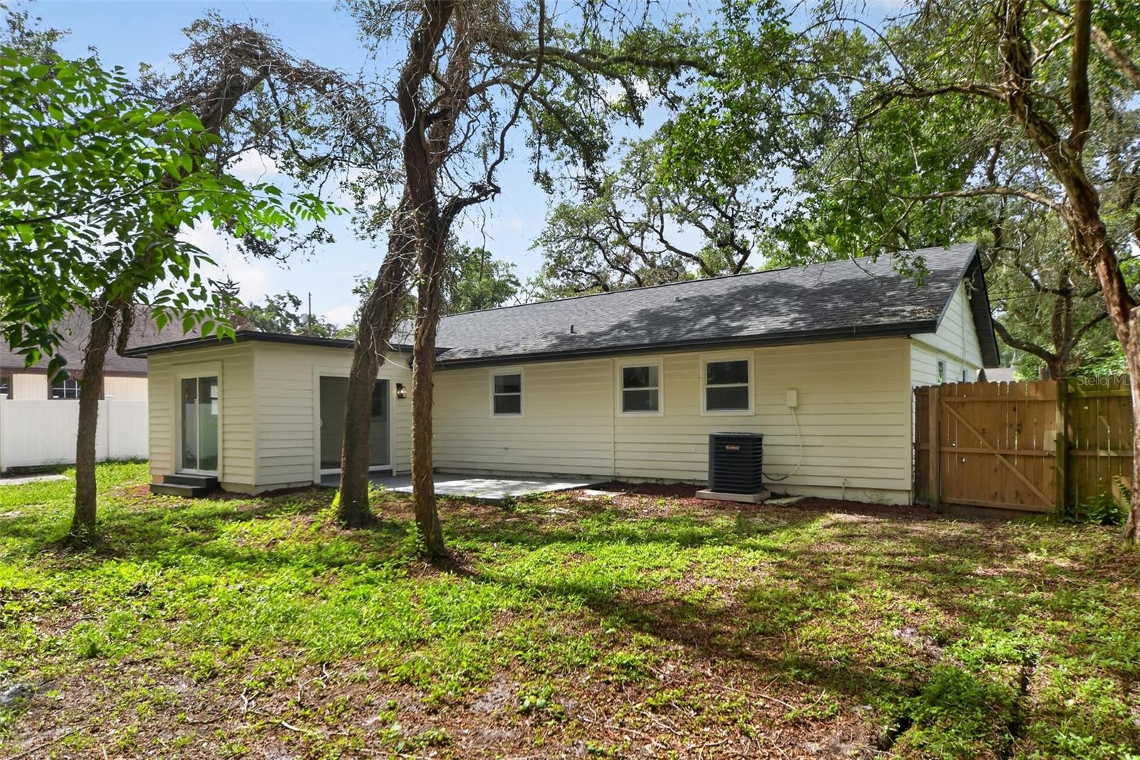 LONGWOOD PARK - Residential