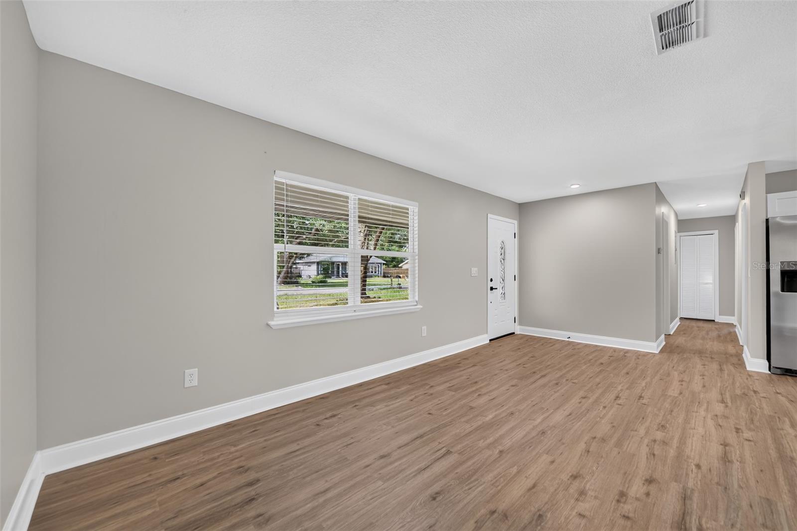 LONGWOOD PARK - Residential