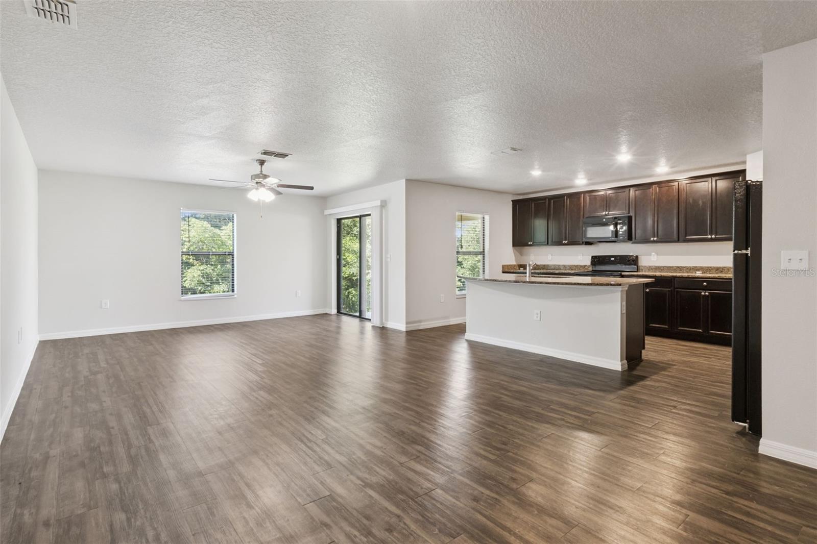 MASCOTTE LAKE JACKSON RIDGE PH 02 - Residential