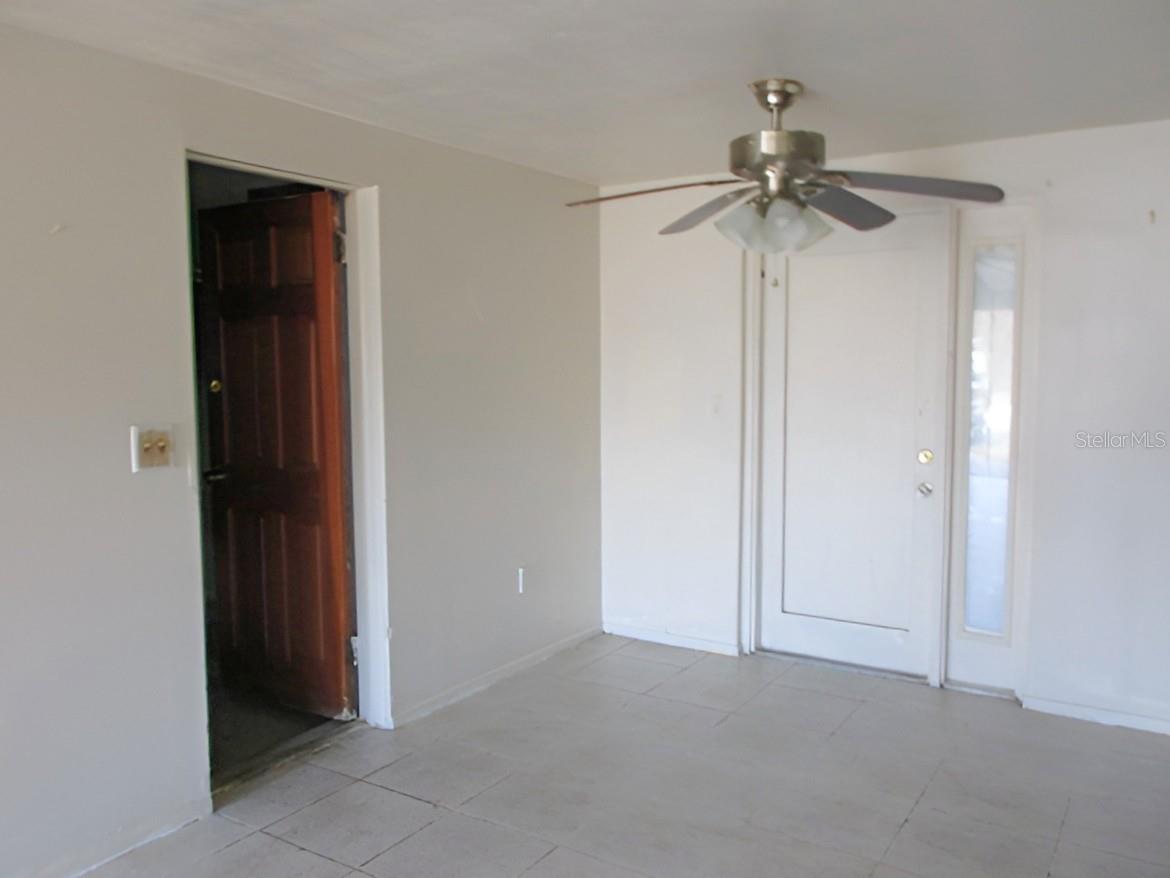 GOLDEN ACRES 2ND ADD - Residential