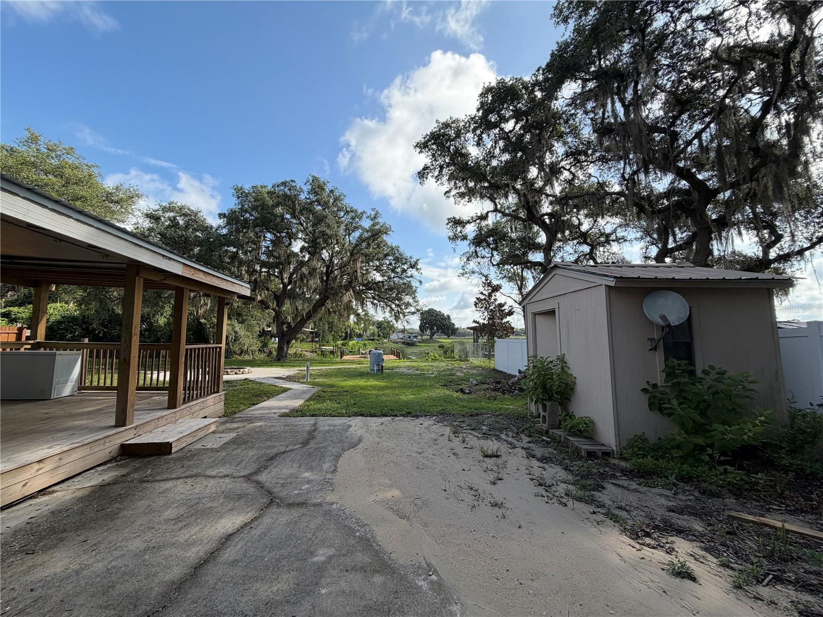 KERSHORES - Residential