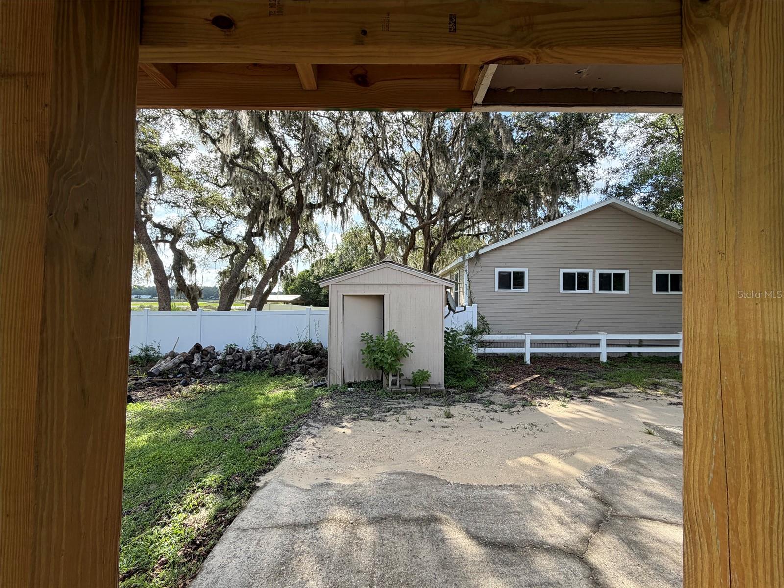 KERSHORES - Residential
