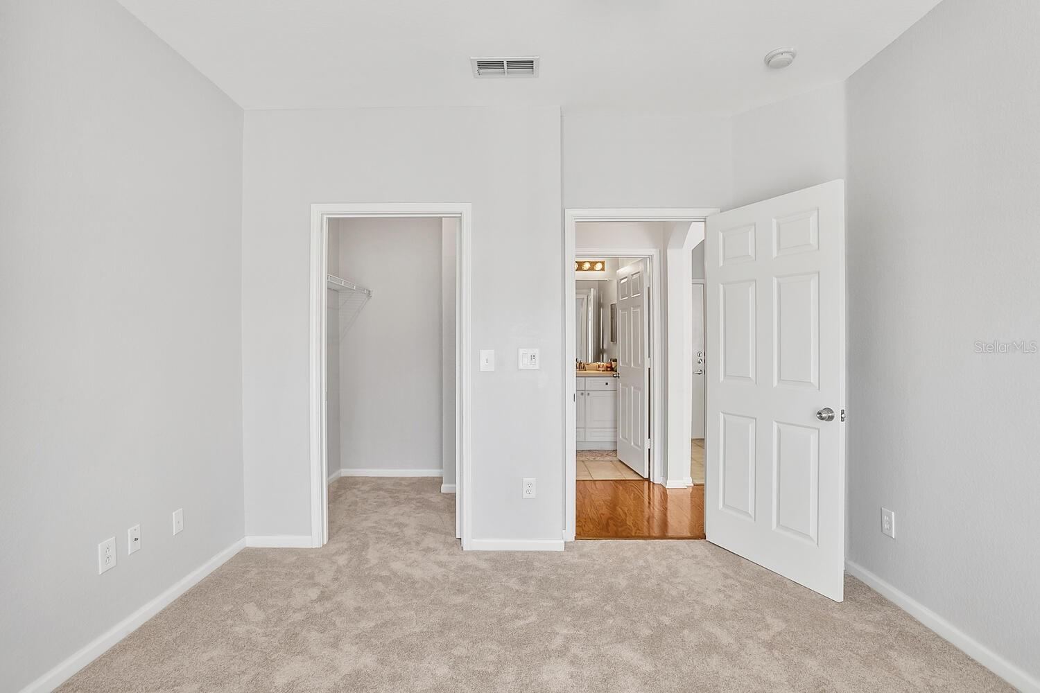 RESIDENCE AT RENAISSANCE - Residential