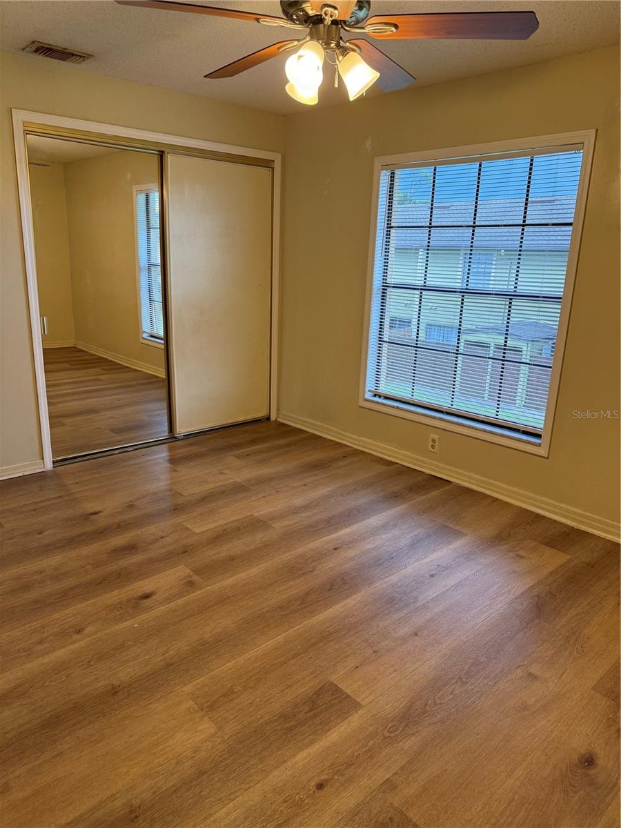 HIDDEN OAKS CONDO PH 09 - Residential