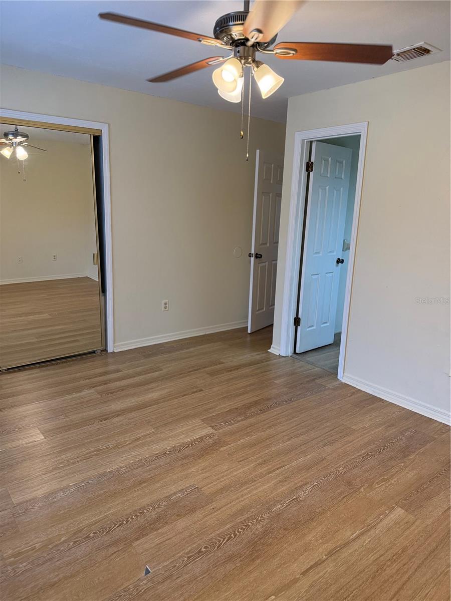 HIDDEN OAKS CONDO PH 09 - Residential