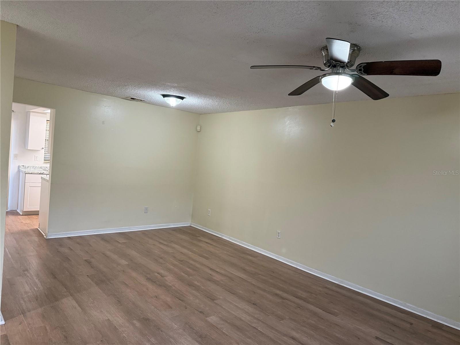 HIDDEN OAKS CONDO PH 09 - Residential