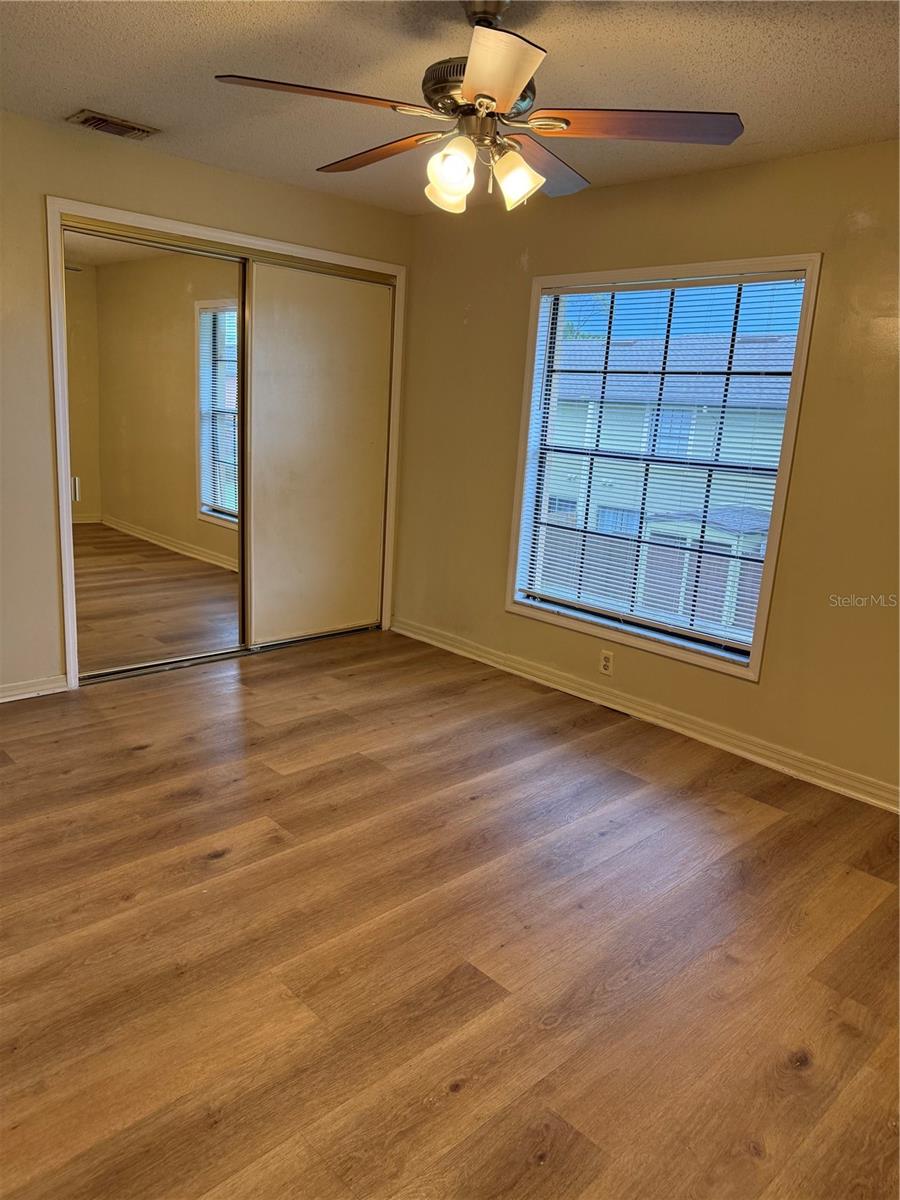 HIDDEN OAKS CONDO PH 09 - Residential