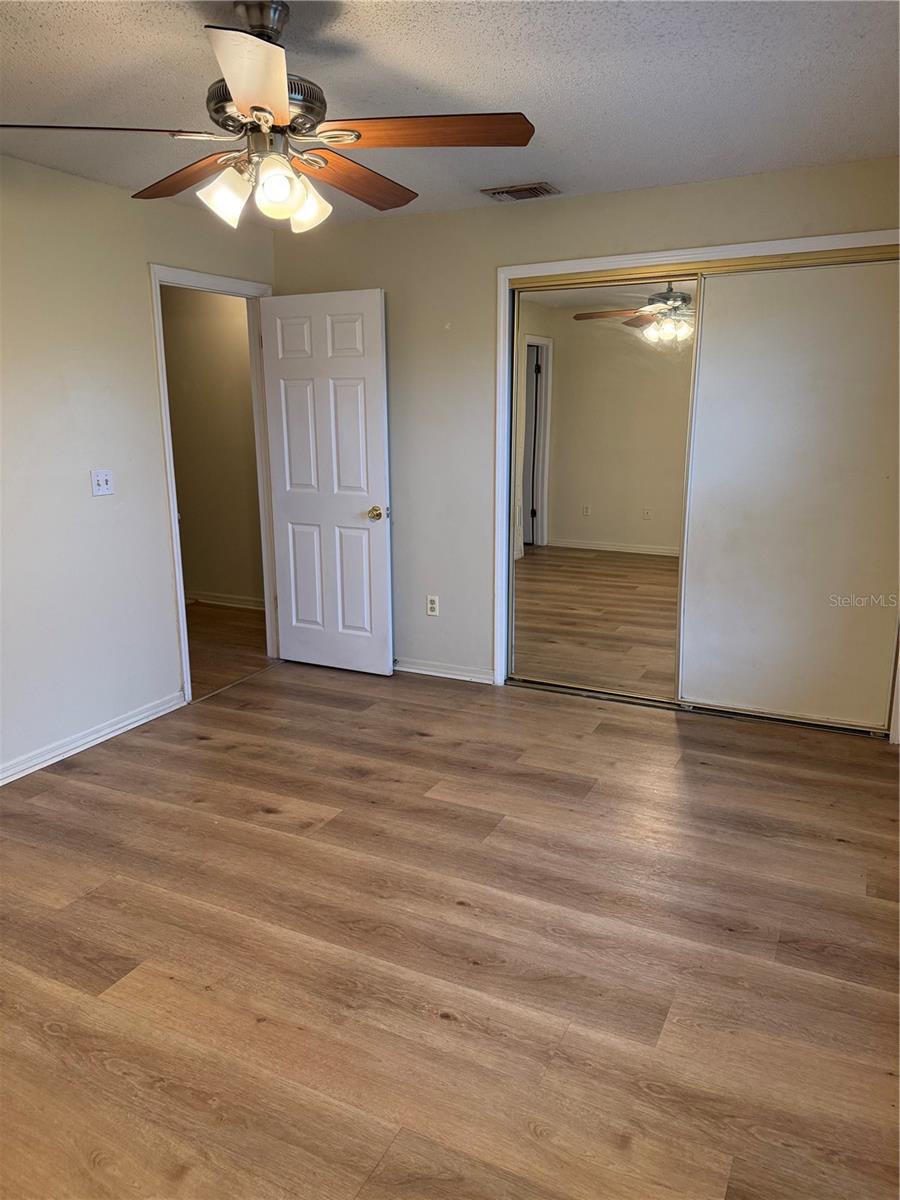 HIDDEN OAKS CONDO PH 09 - Residential