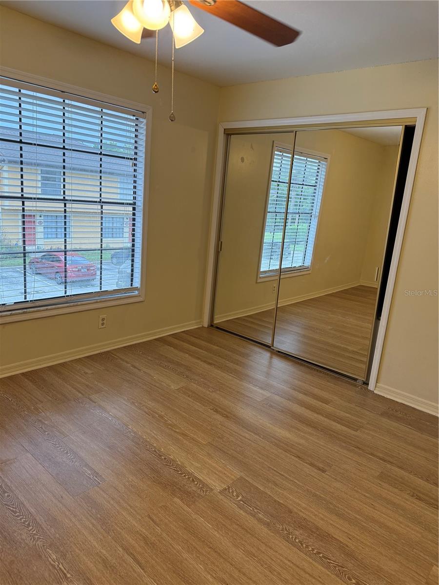 HIDDEN OAKS CONDO PH 09 - Residential