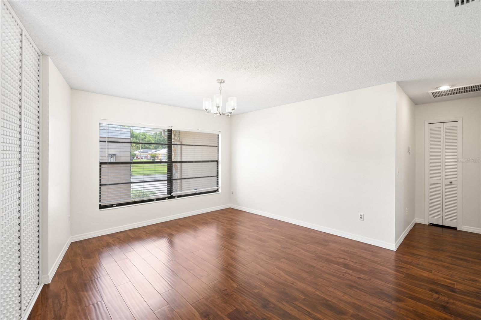VILLAGE IX OF CARROLLWOOD VILL - Residential