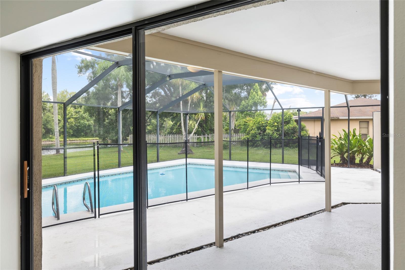 VILLAGE IX OF CARROLLWOOD VILL - Residential