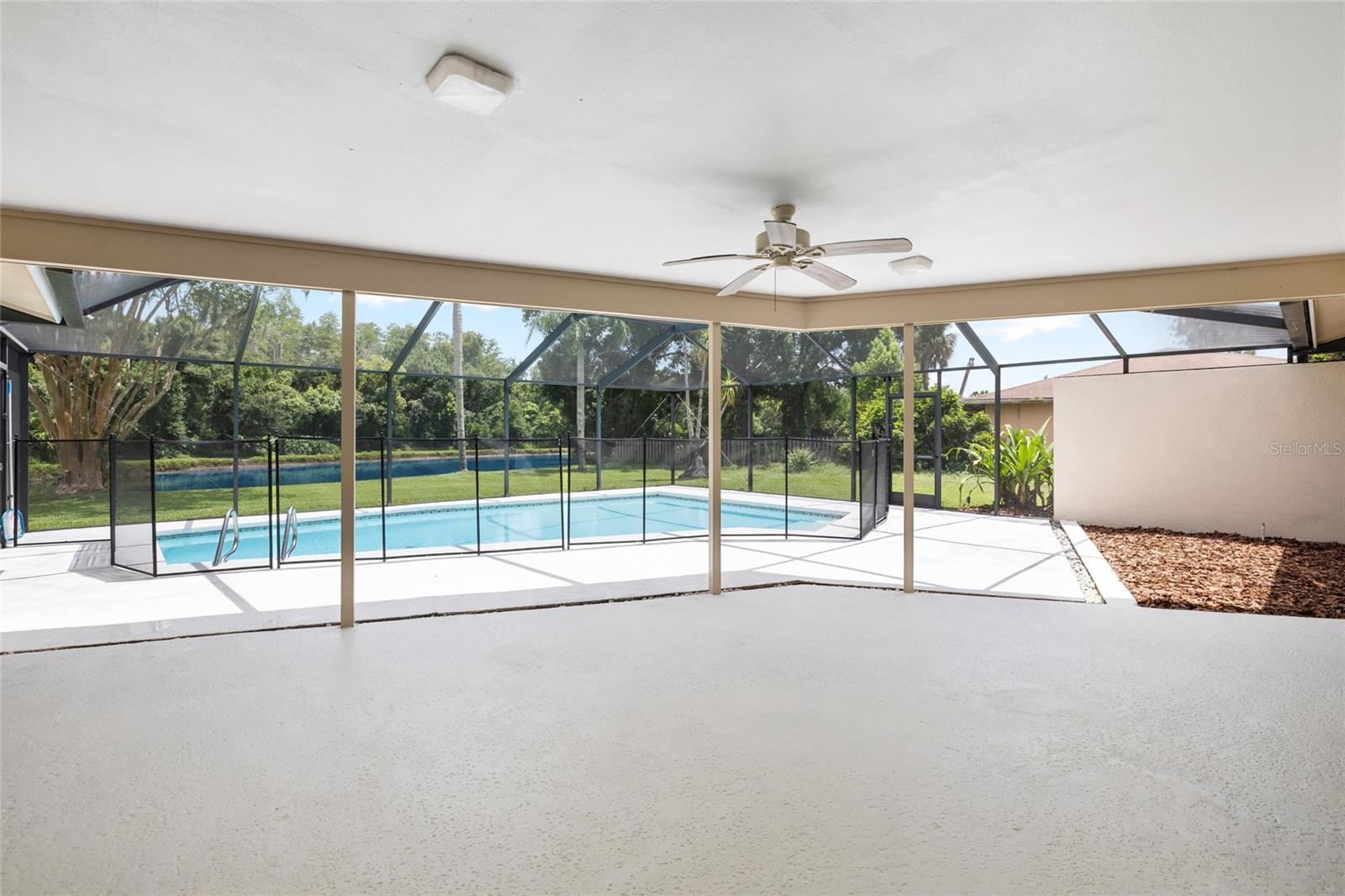 VILLAGE IX OF CARROLLWOOD VILL - Residential