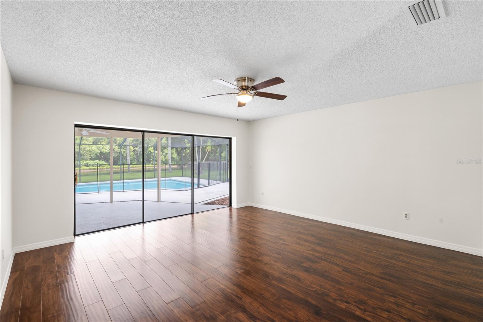 VILLAGE IX OF CARROLLWOOD VILL - Residential