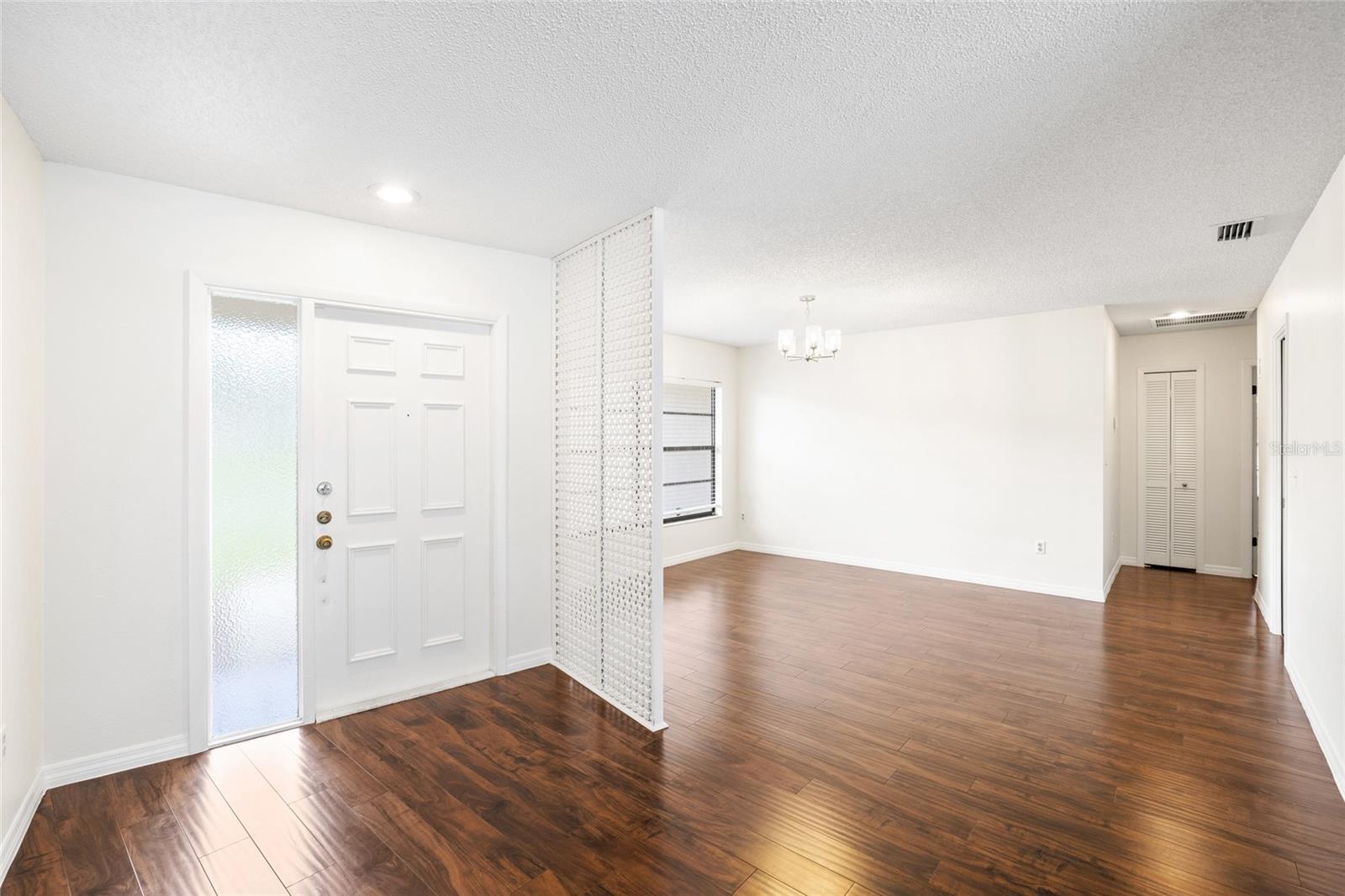 VILLAGE IX OF CARROLLWOOD VILL - Residential