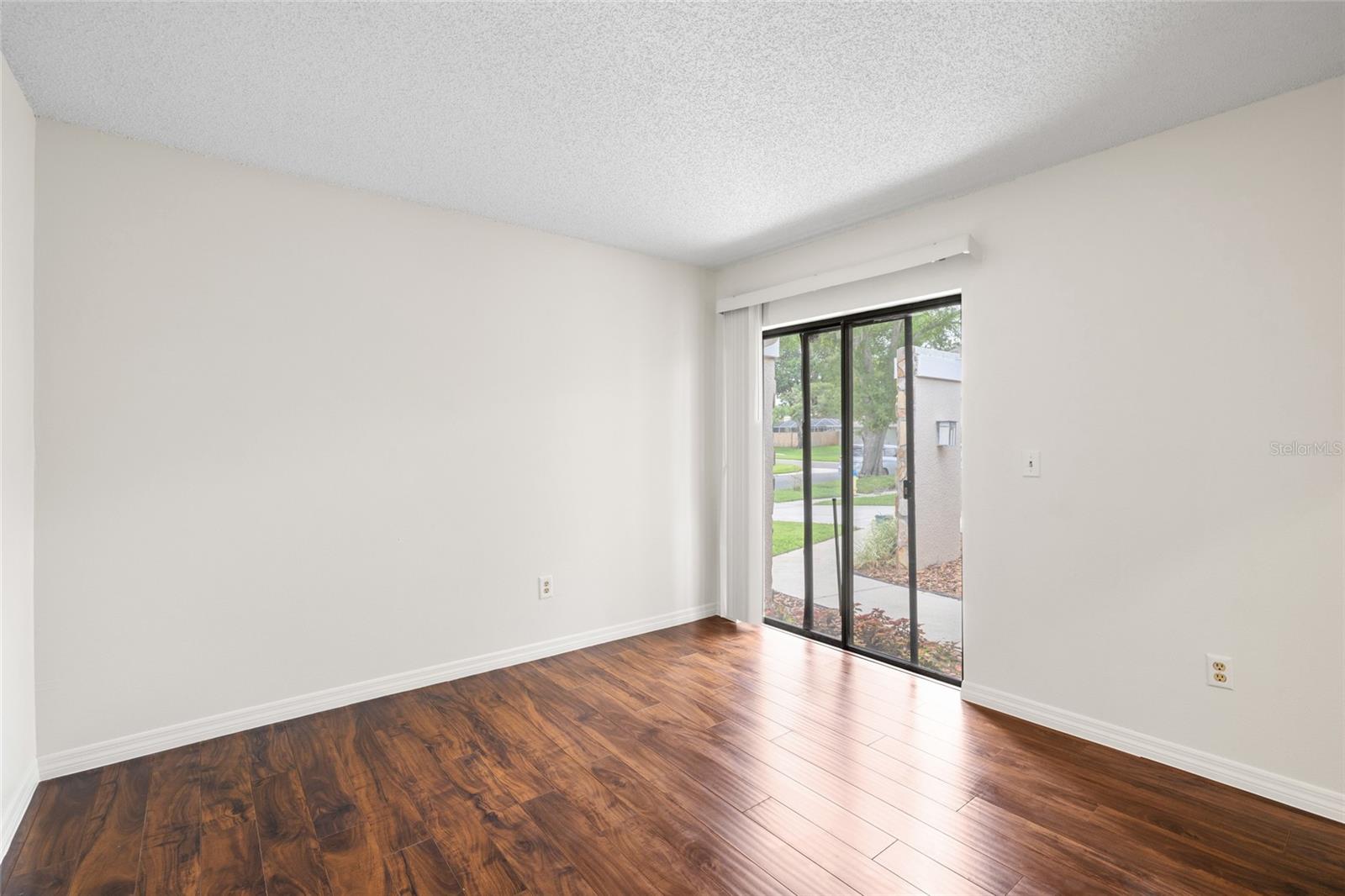 VILLAGE IX OF CARROLLWOOD VILL - Residential