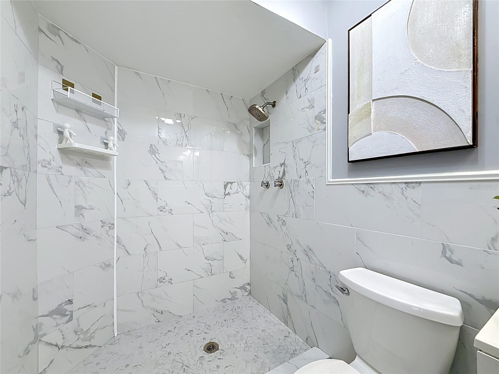 CROSSWINDS COLONY ONE CONDO - Residential