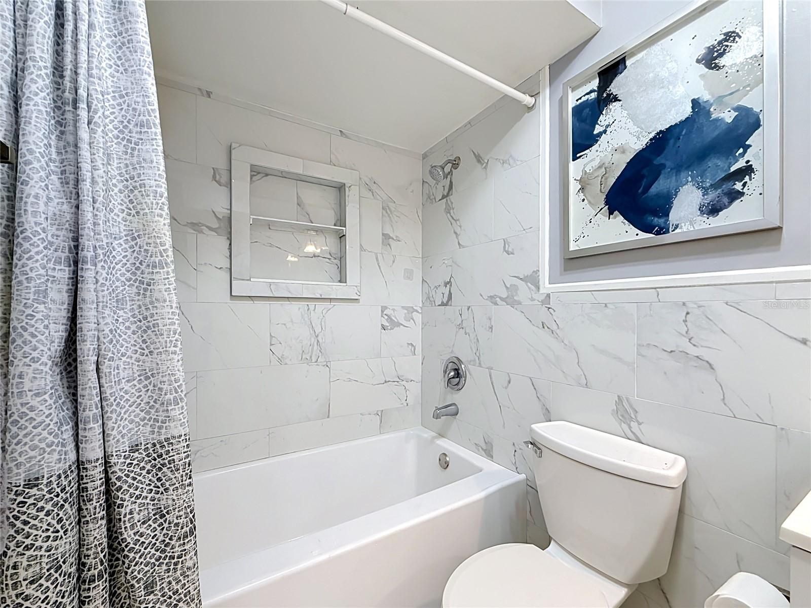 CROSSWINDS COLONY ONE CONDO - Residential