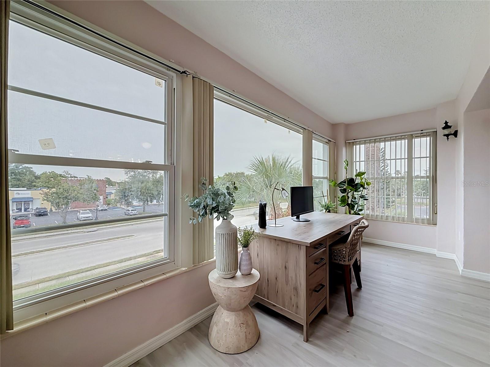 CROSSWINDS COLONY ONE CONDO - Residential
