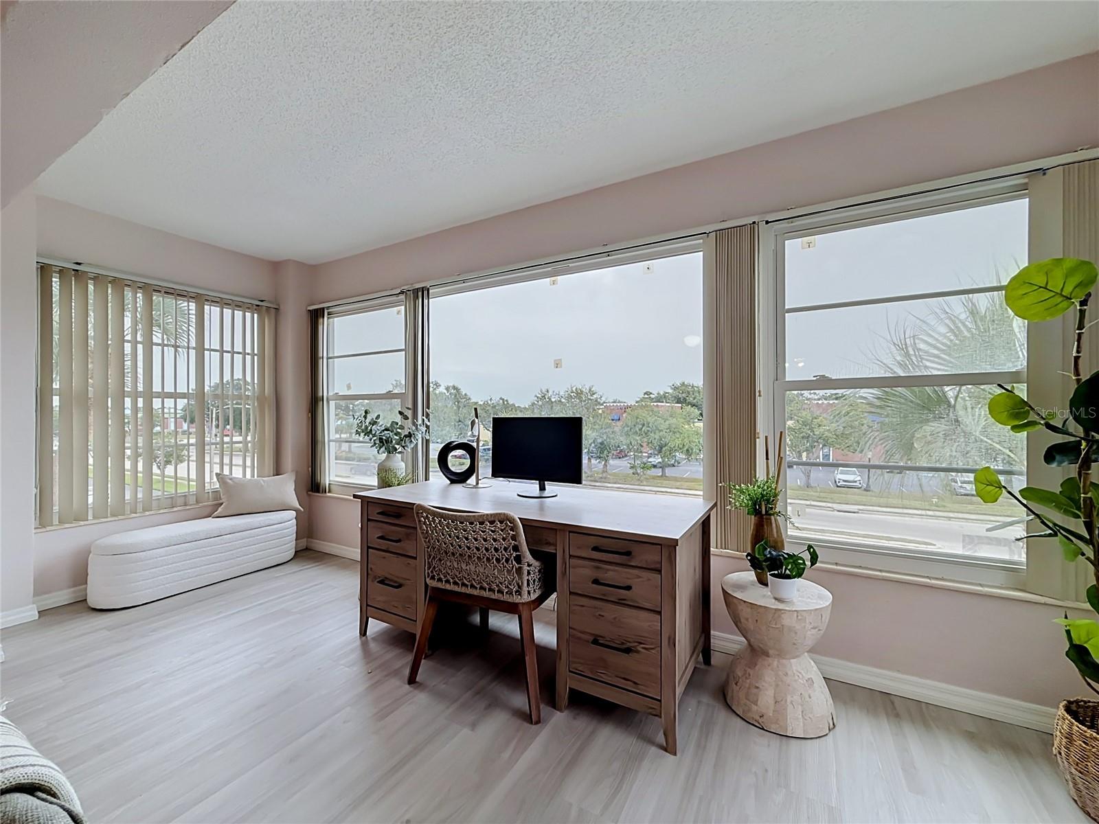 CROSSWINDS COLONY ONE CONDO - Residential