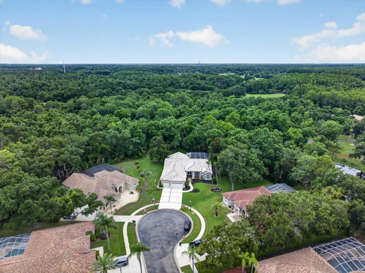 CRESCENT OAKS COUNTR - Residential