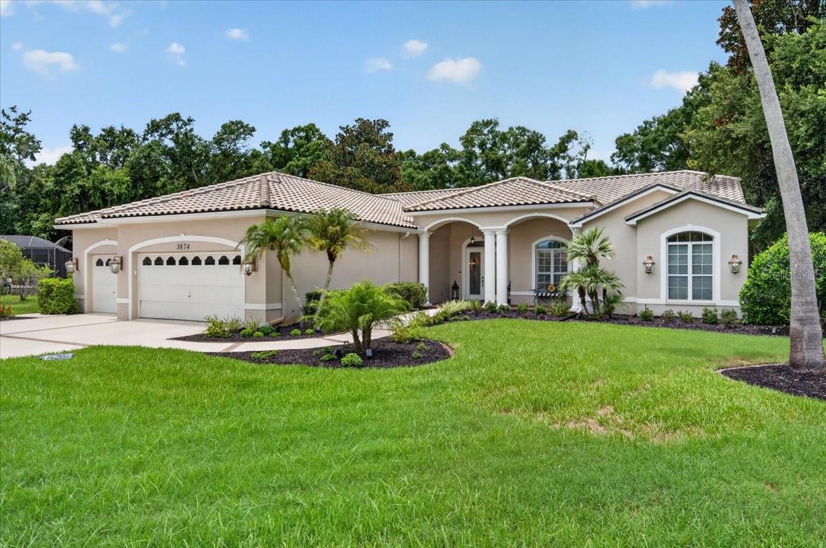 CRESCENT OAKS COUNTR - Residential