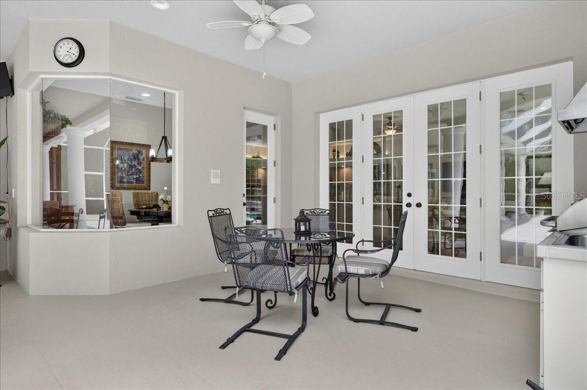 CRESCENT OAKS COUNTR - Residential