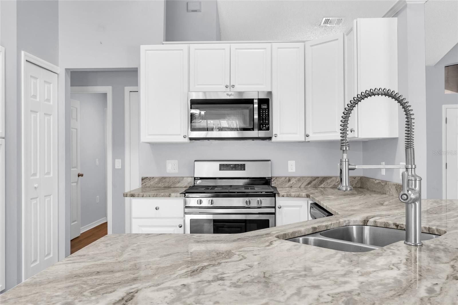 LANSING RIDGE SUB - Residential