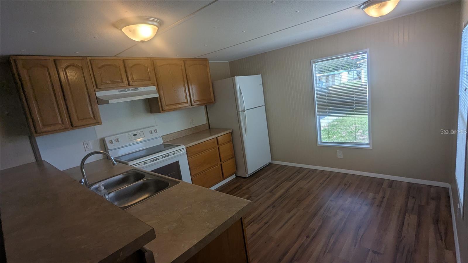 GEM ESTATES - Residential Lease
