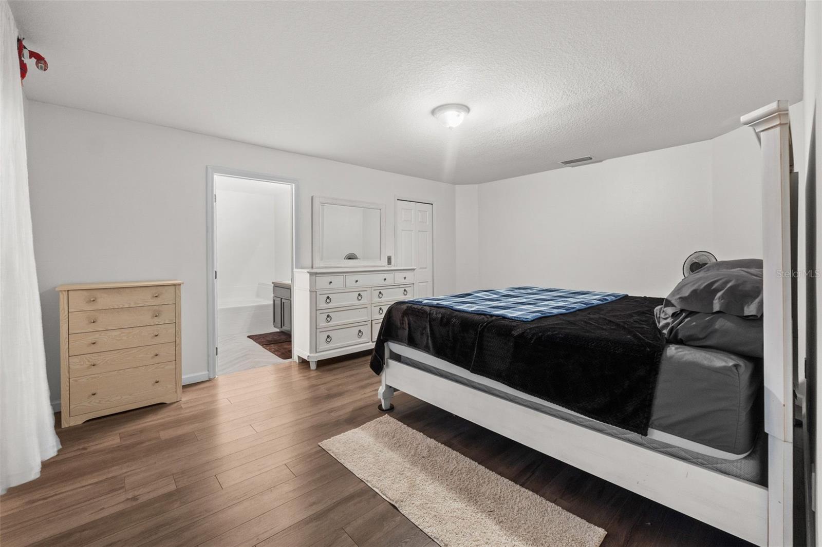 ADAMSON CREEK - Residential